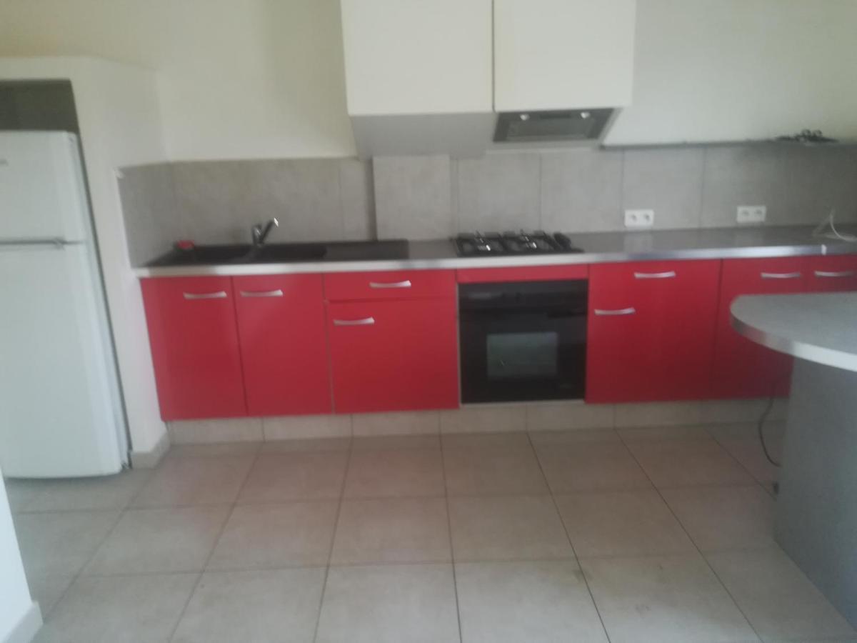 Logement De Plein Pied A Mirecourt Exterior foto
